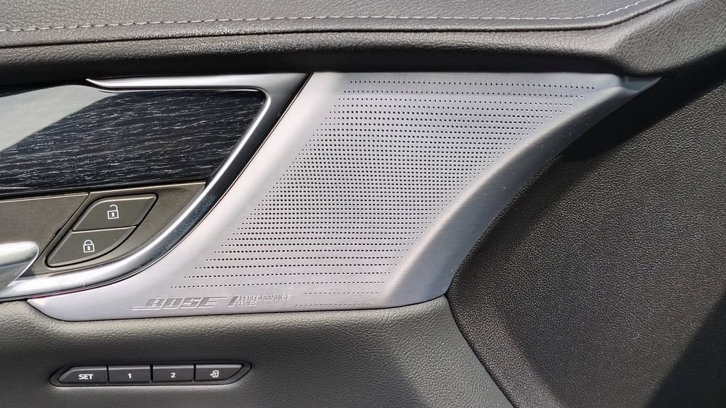 New 2025 Cadillac XT5 Premium Luxury w/ LPO, Floor Liner Package AWD/4WD image 12