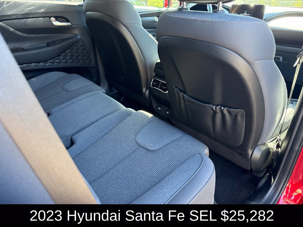 Used 2023 Hyundai Santa Fe SEL FWD image 19