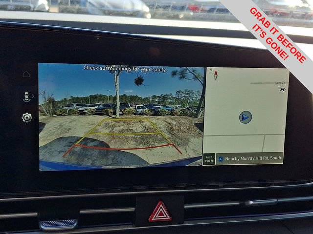 Used 2024 Hyundai Elantra SEL image 18