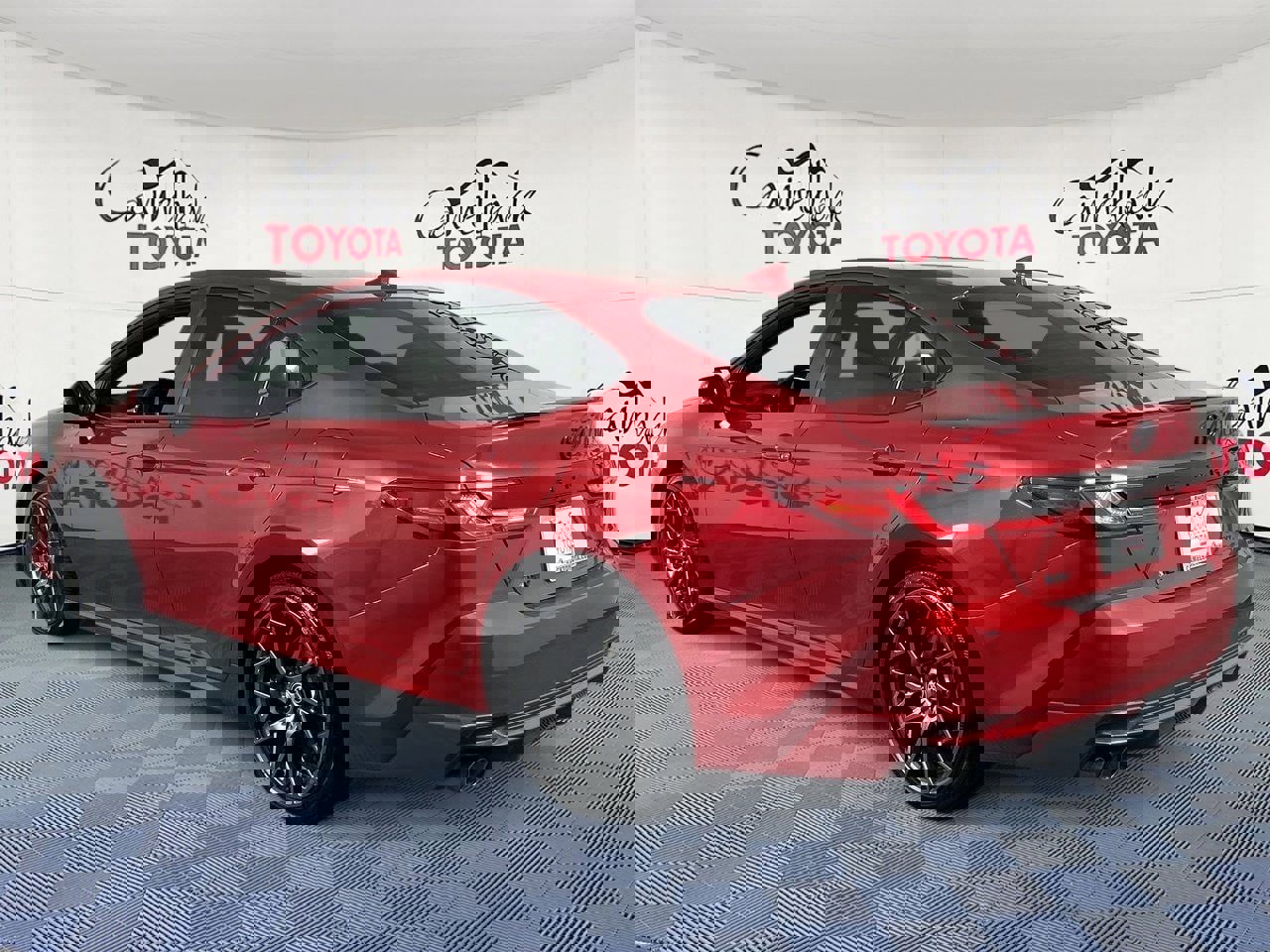 Used 2025 Toyota Camry XSE image 5