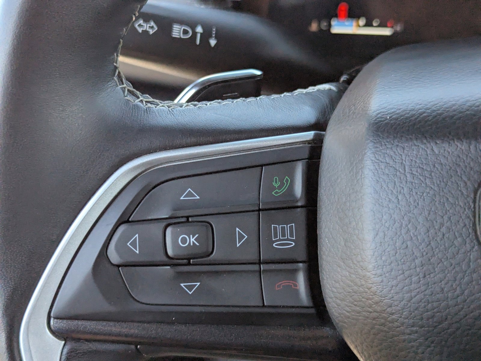 Used 2021 Jeep Grand Cherokee L Altitude image 27