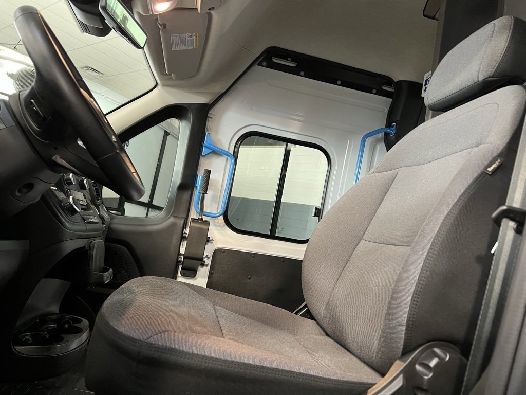 Used 2024 RAM ProMaster 3500 w/ Delivery Van Package image 22