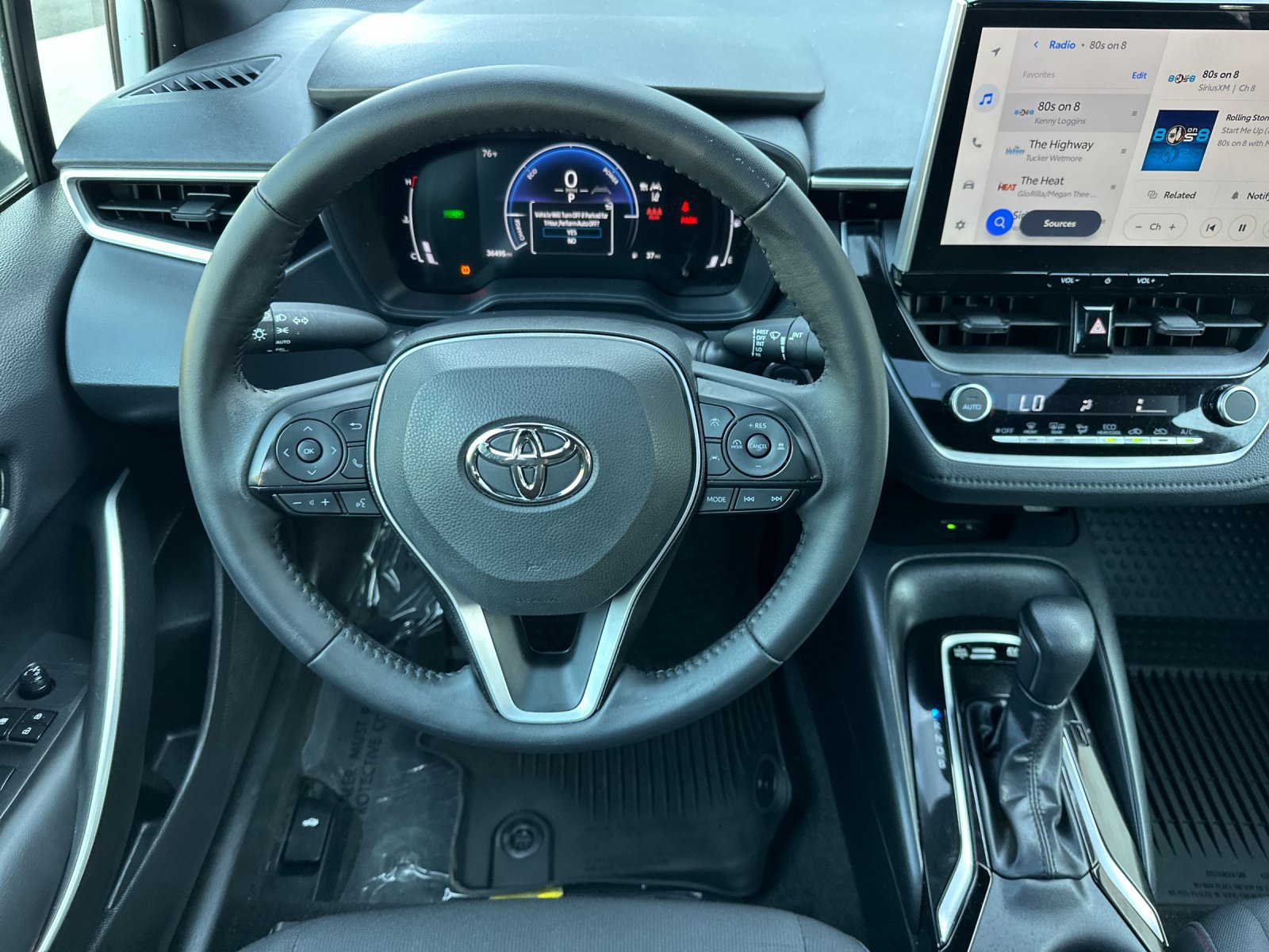 Used 2025 Toyota Corolla SE w/ SE Premium Package AWD/4WD image 14