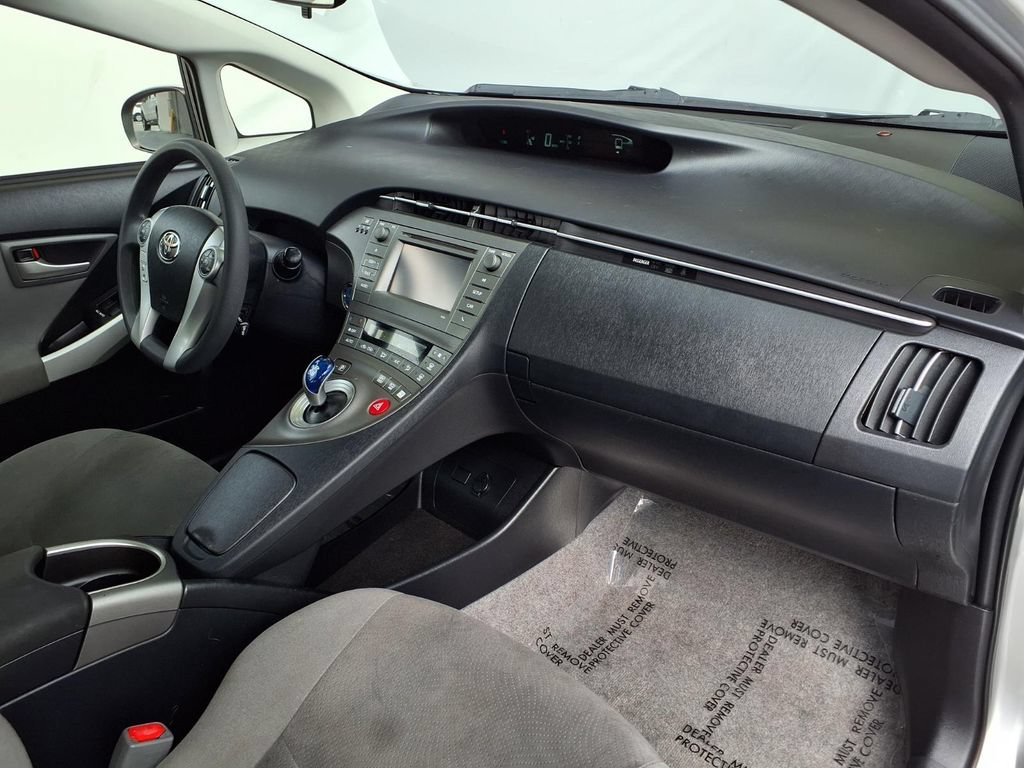 Used 2015 Toyota Prius Two FWD image 34
