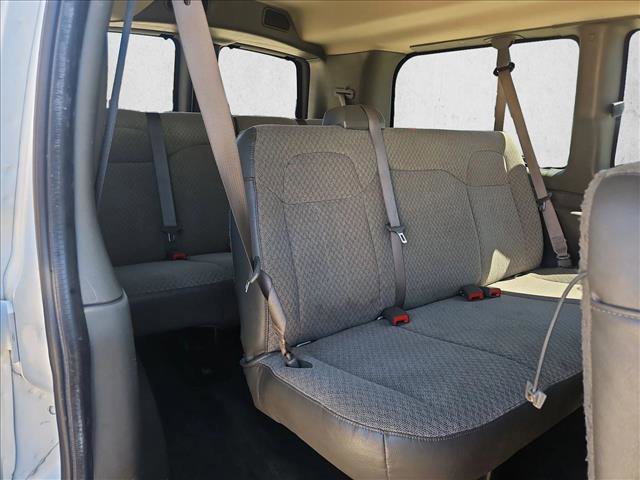 Used 2018 Chevrolet Express 2500 LT w/ LT Preferred Equipment Group RWD image 24