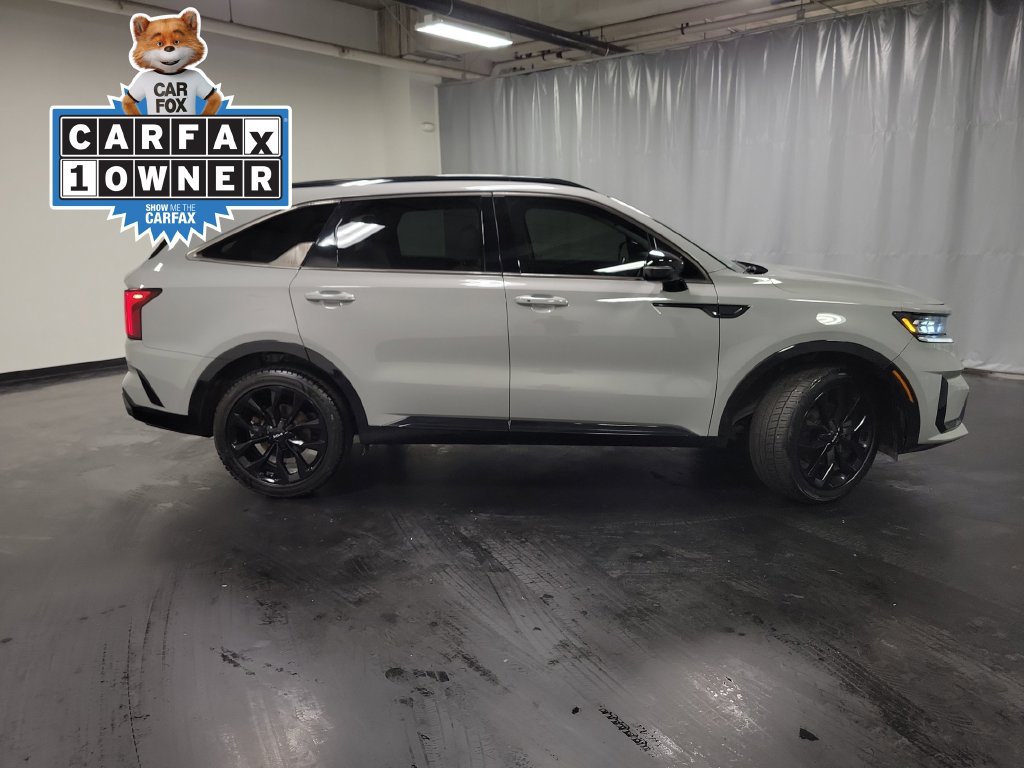 Used 2023 Kia Sorento SX FWD image 9