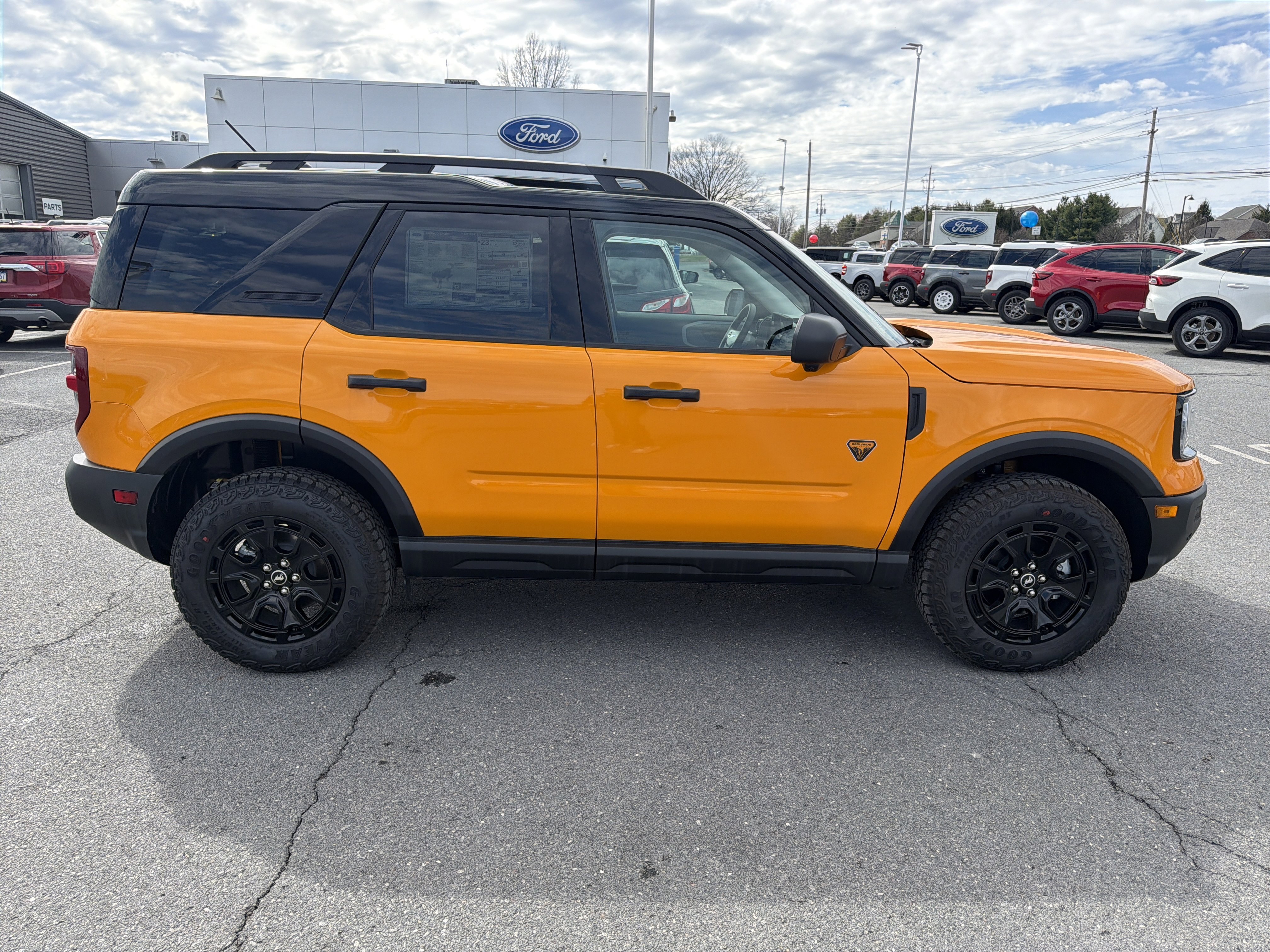 New 2026 Ford Bronco Sport Badlands w/ Sasquatch Badlands Package video 2