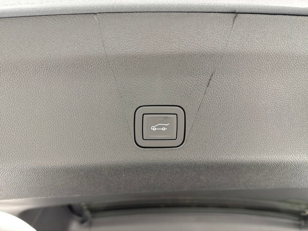 New 2026 GMC Yukon XL Denali w/ Sun & Power Step Package image 14