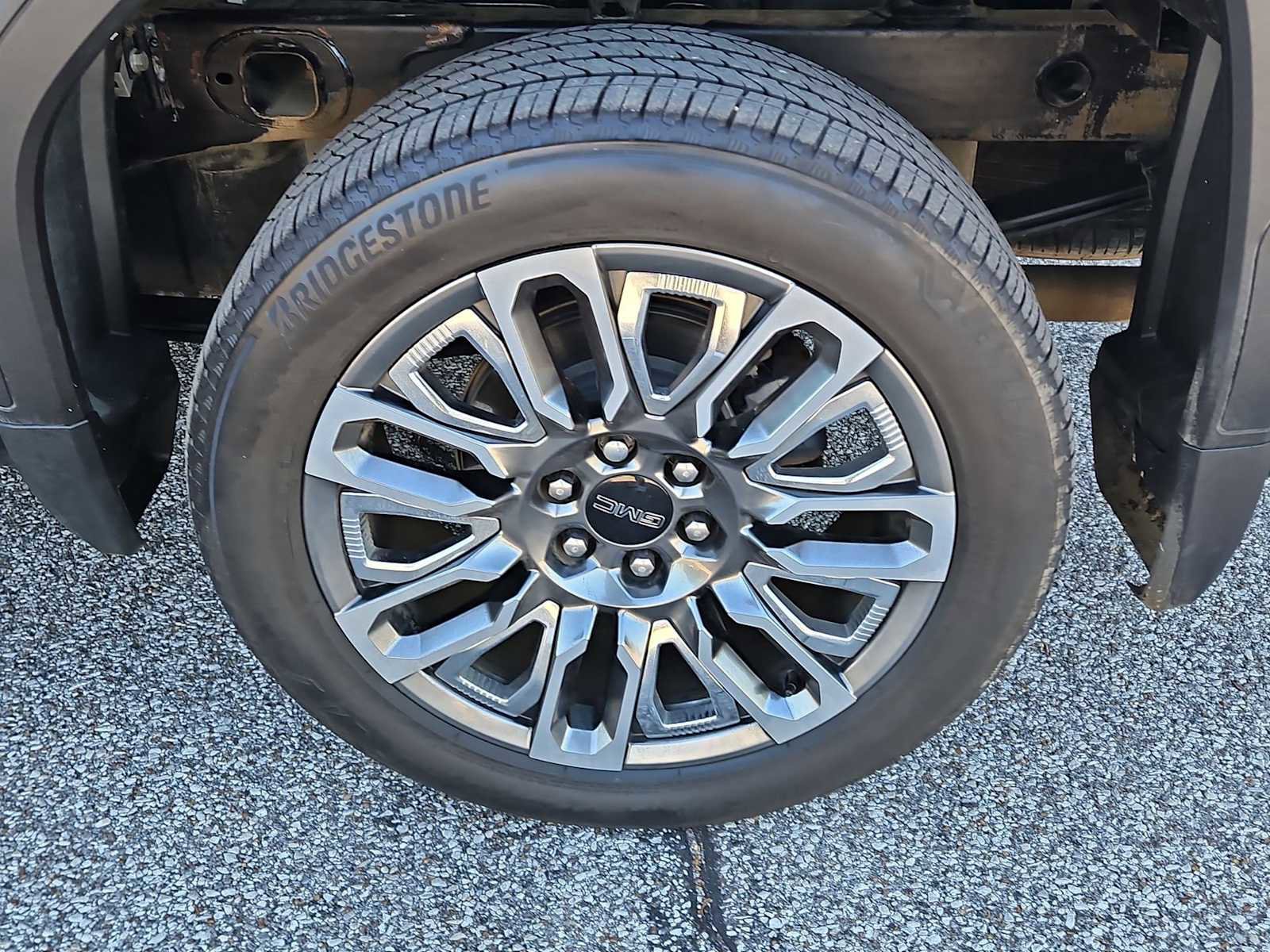 Certified 2025 GMC Sierra 1500 Denali Ultimate AWD/4WD image 14