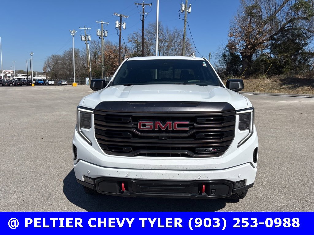Used 2022 GMC Sierra 1500 AT4X image 2