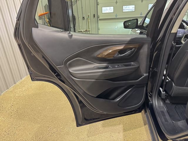 Used 2020 GMC Terrain Denali w/ GMC Pro Grade Package image 21