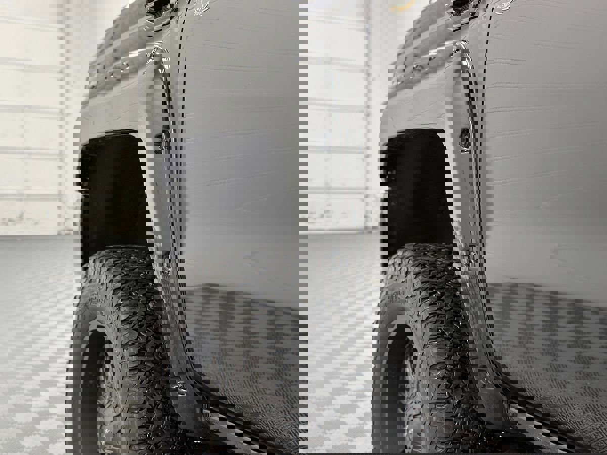 Used 2017 Chevrolet Silverado 1500 LTZ Z71 w/ LTZ Plus Package image 10