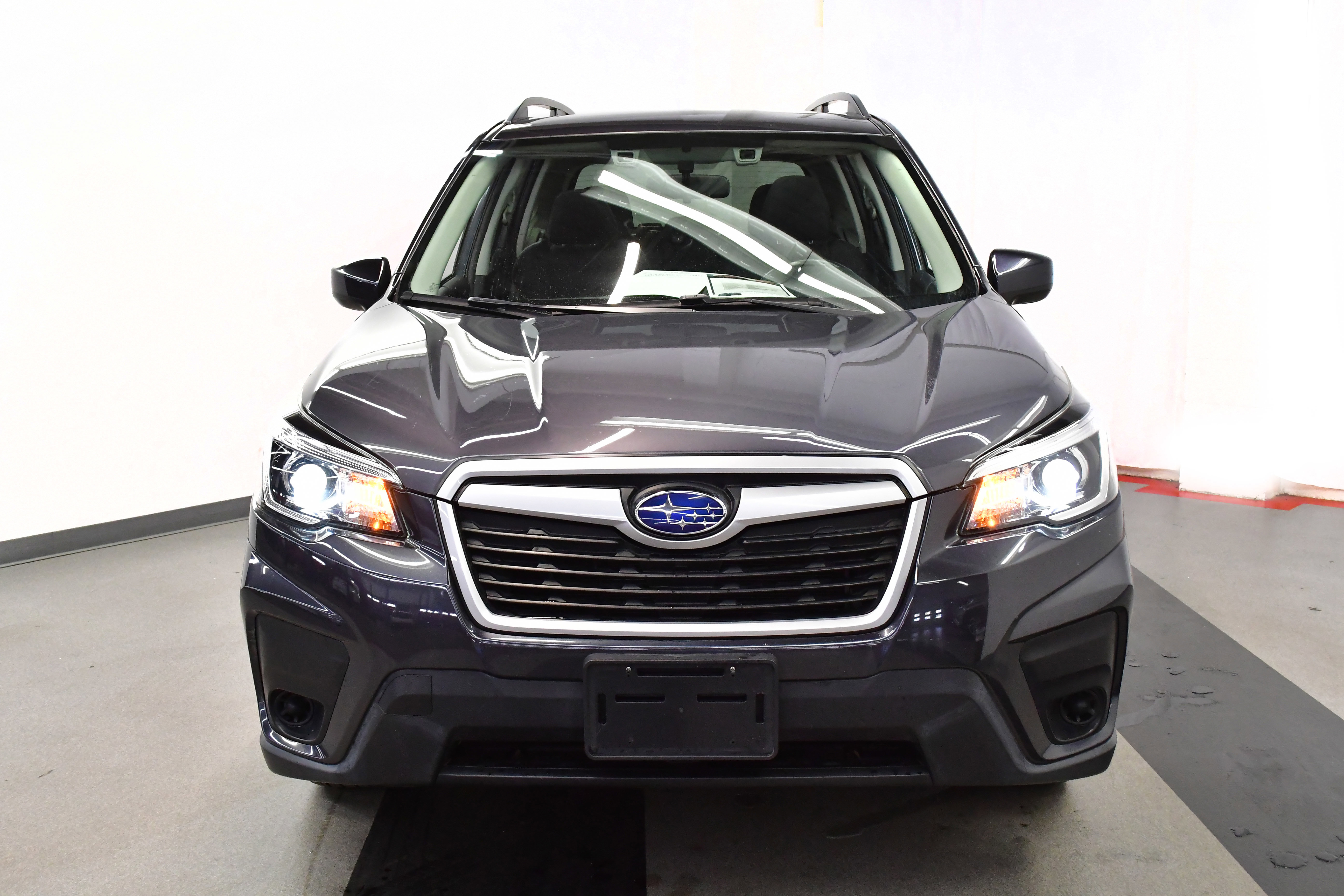 Used 2019 Subaru Forester Premium w/ All-Weather Package image 3