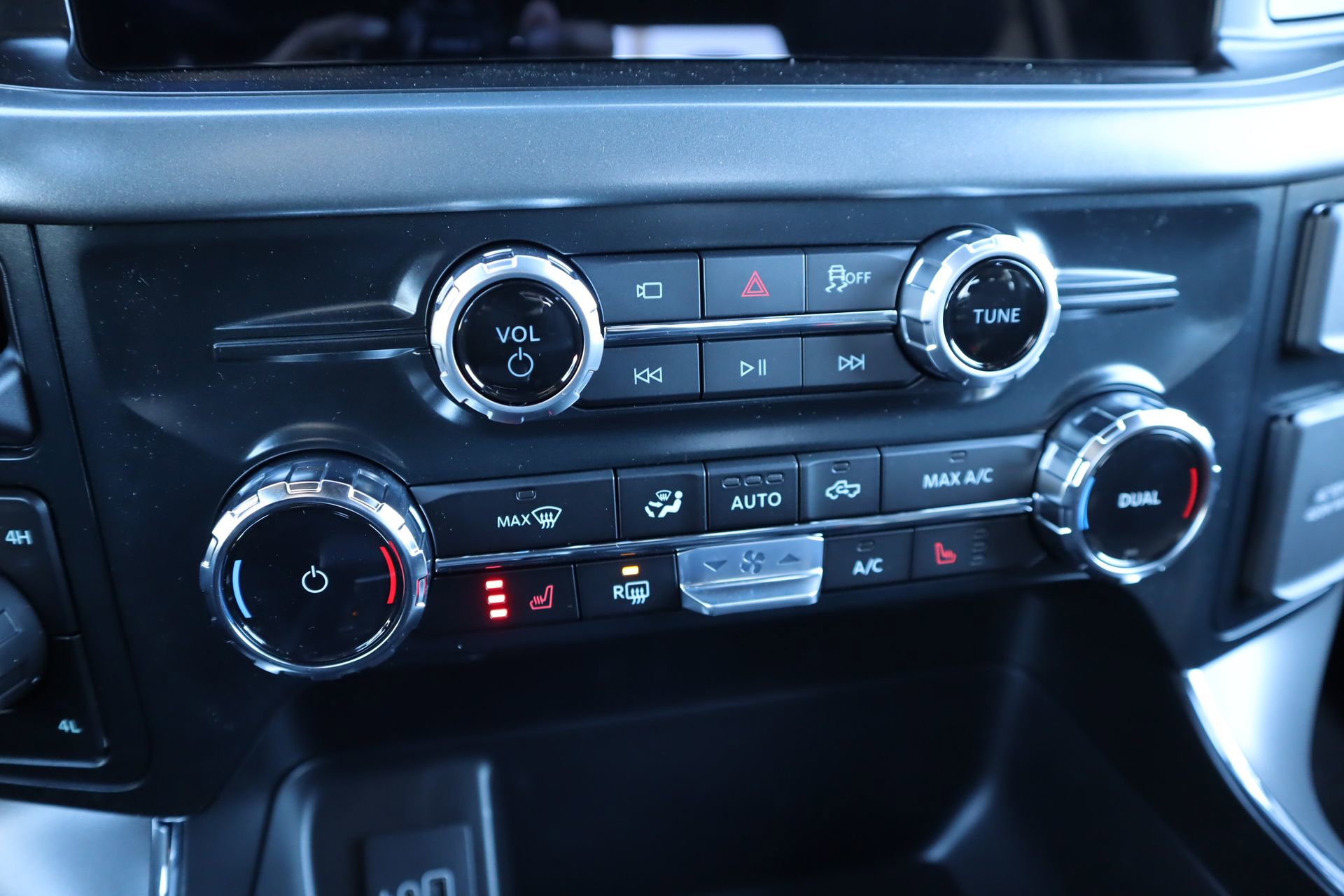 New 2026 Ford F150 XLT w/ Equipment Group 302A MID image 7