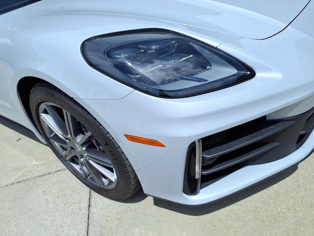 Certified 2024 Porsche Panamera RWD image 11