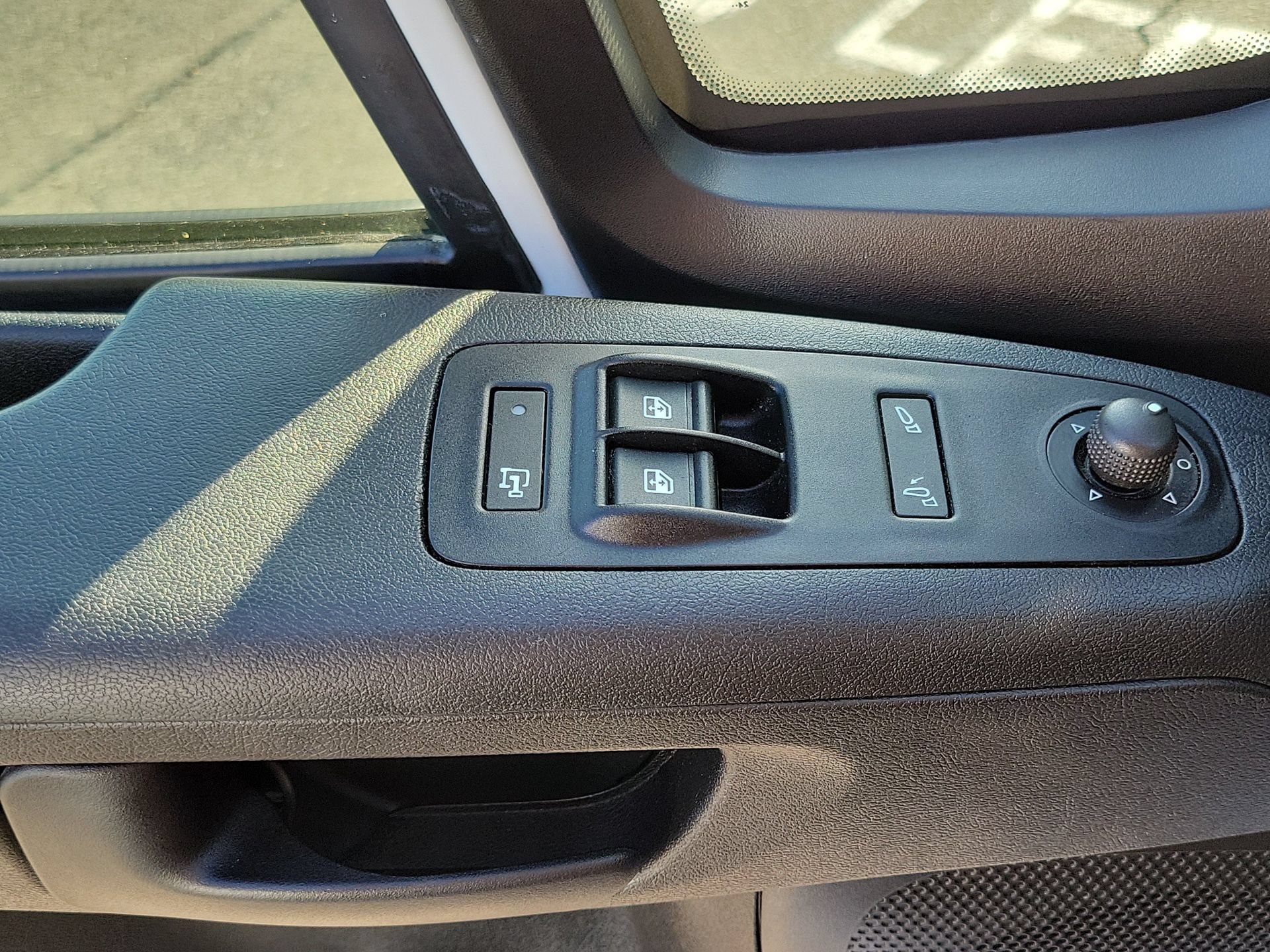 Used 2025 RAM ProMaster 3500 w/ Convenience Group FWD image 12