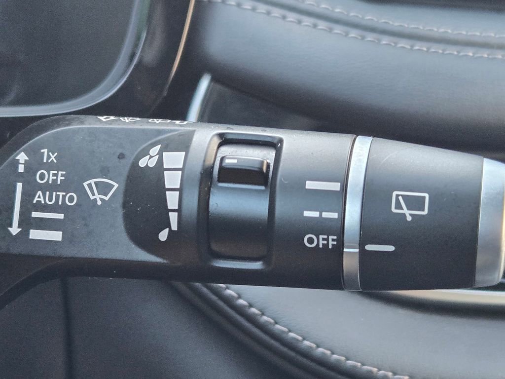 Certified 2025 INFINITI QX60 Luxe w/ Black Edition image 24