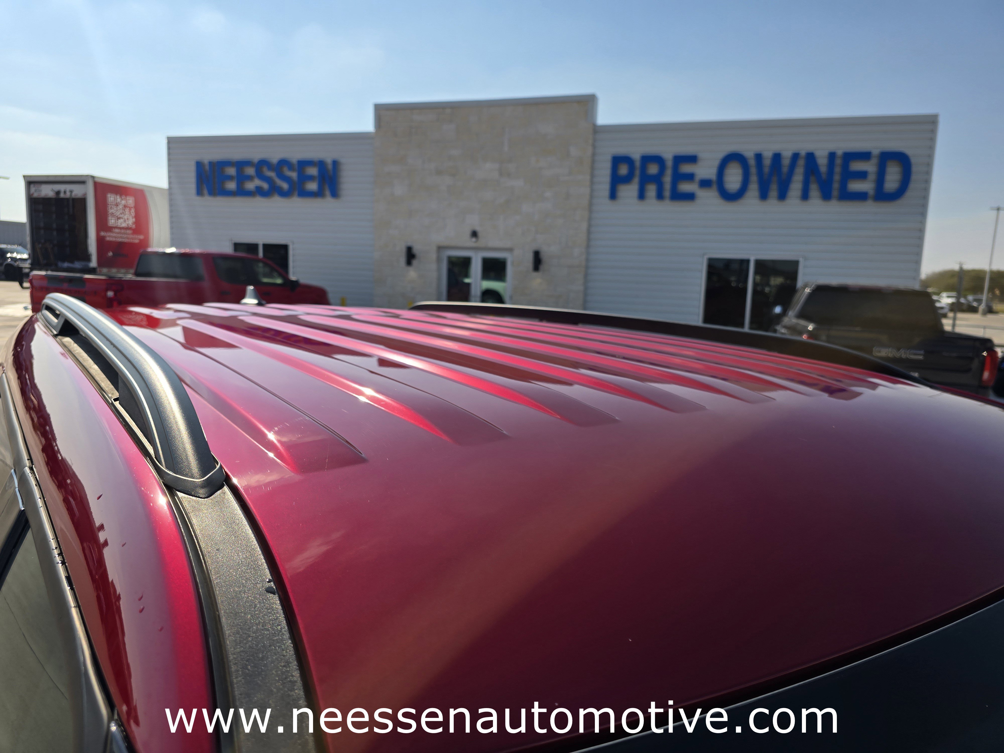 Used 2022 Ford Explorer XLT image 8