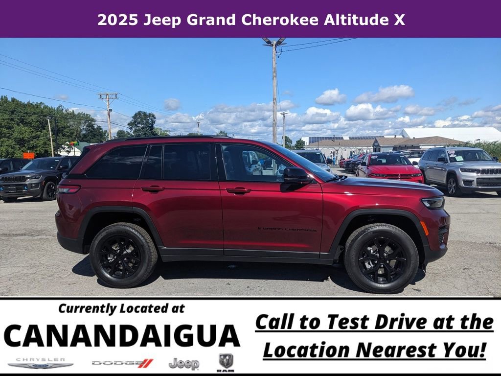 New 2025 Jeep Grand Cherokee Altitude image 2