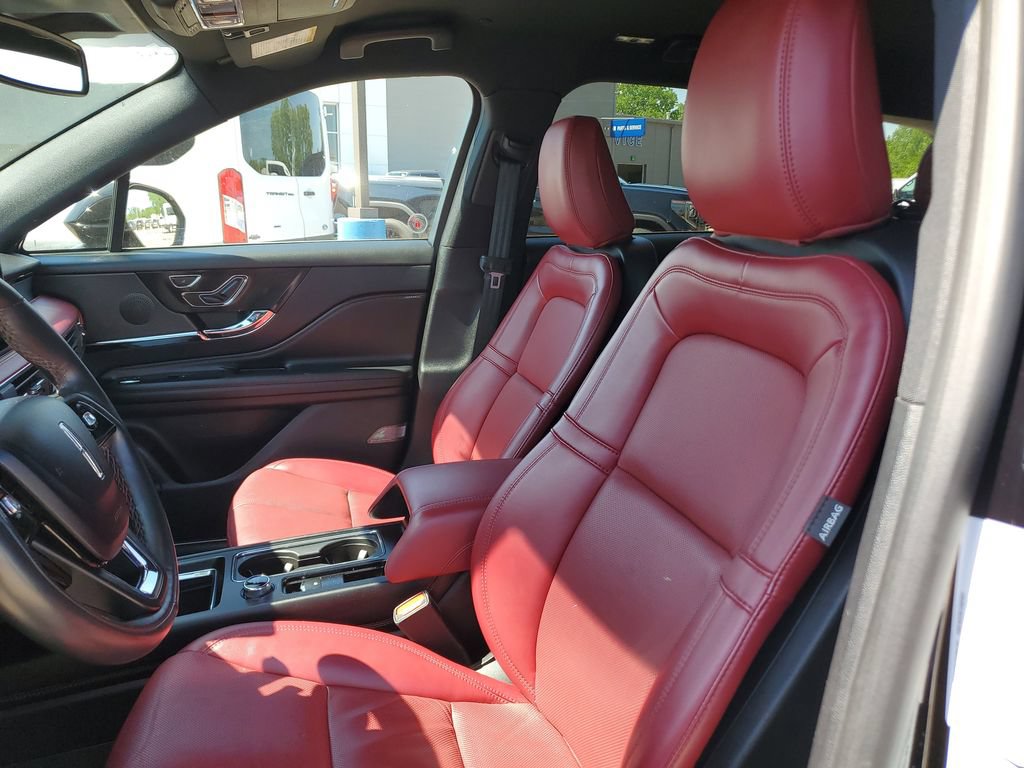 Used 2023 Lincoln Corsair Reserve AWD/4WD image 16