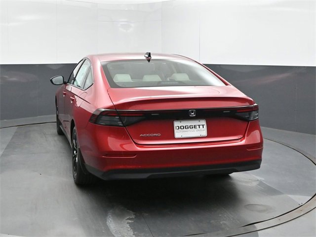 New 2025 Honda Accord SE image 8