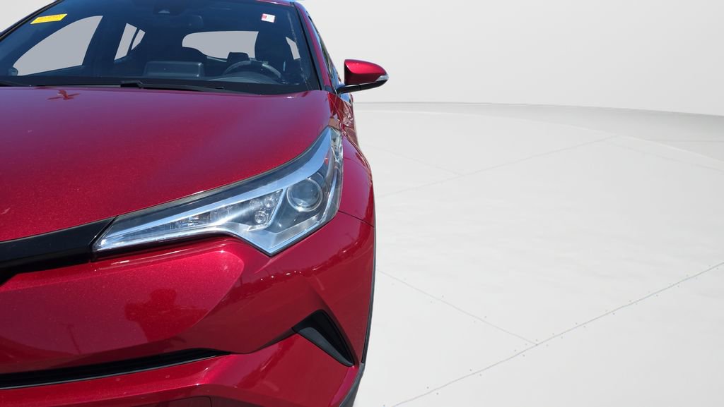 Used 2019 Toyota C-HR LE FWD image 24
