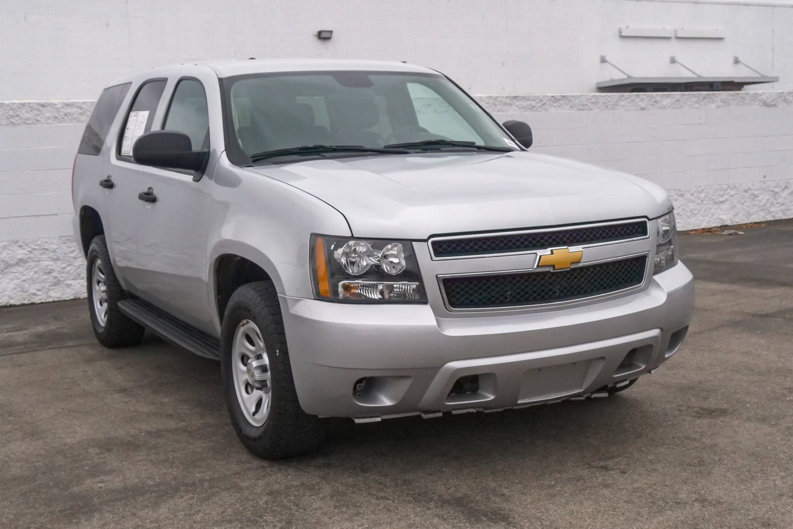 Used 2012 Chevrolet Tahoe 4WD image 3
