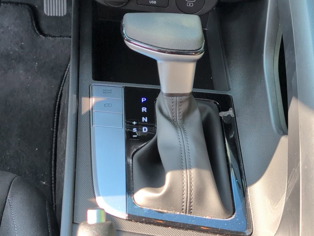 Used 2024 Hyundai Elantra SEL FWD image 22