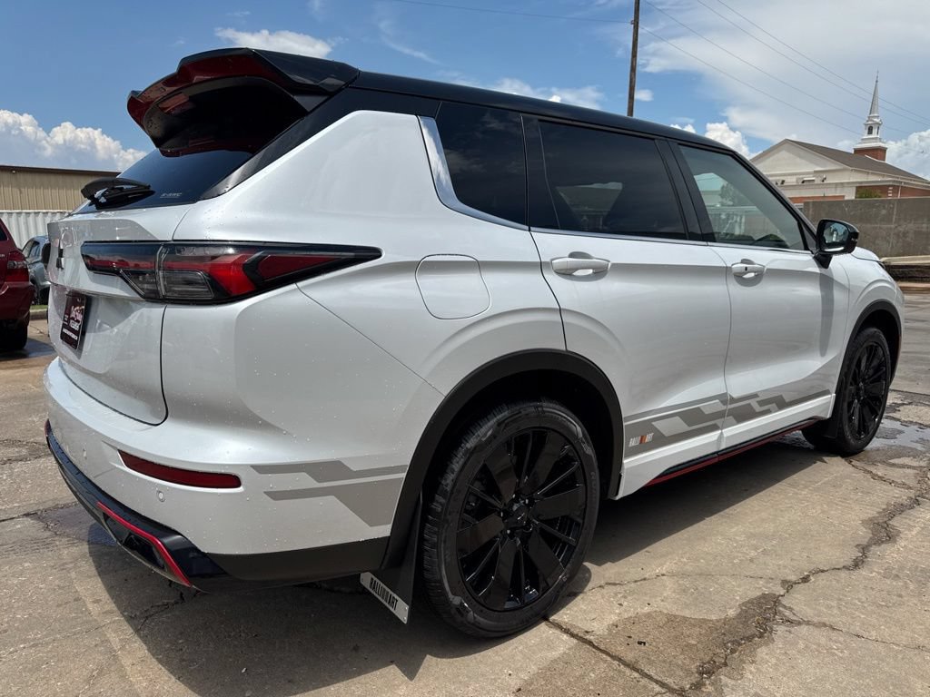 New 2026 Mitsubishi Outlander AWD image 6