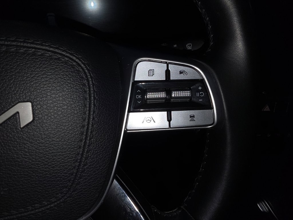 Used 2025 Kia Telluride S AWD/4WD image 30