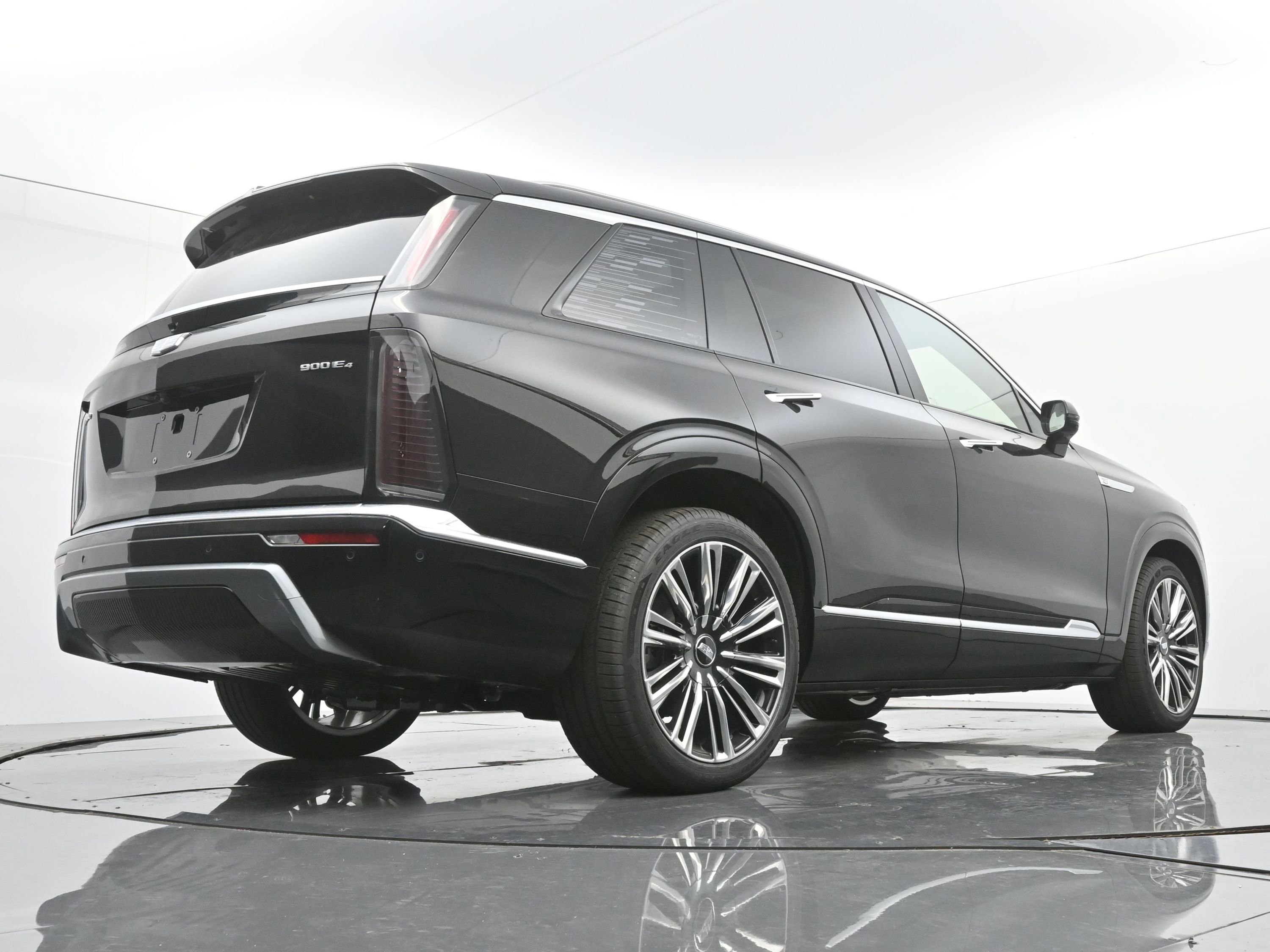 New 2026 Cadillac Vistiq Premium Luxury w/ LPO, Floor Liner Package image 19