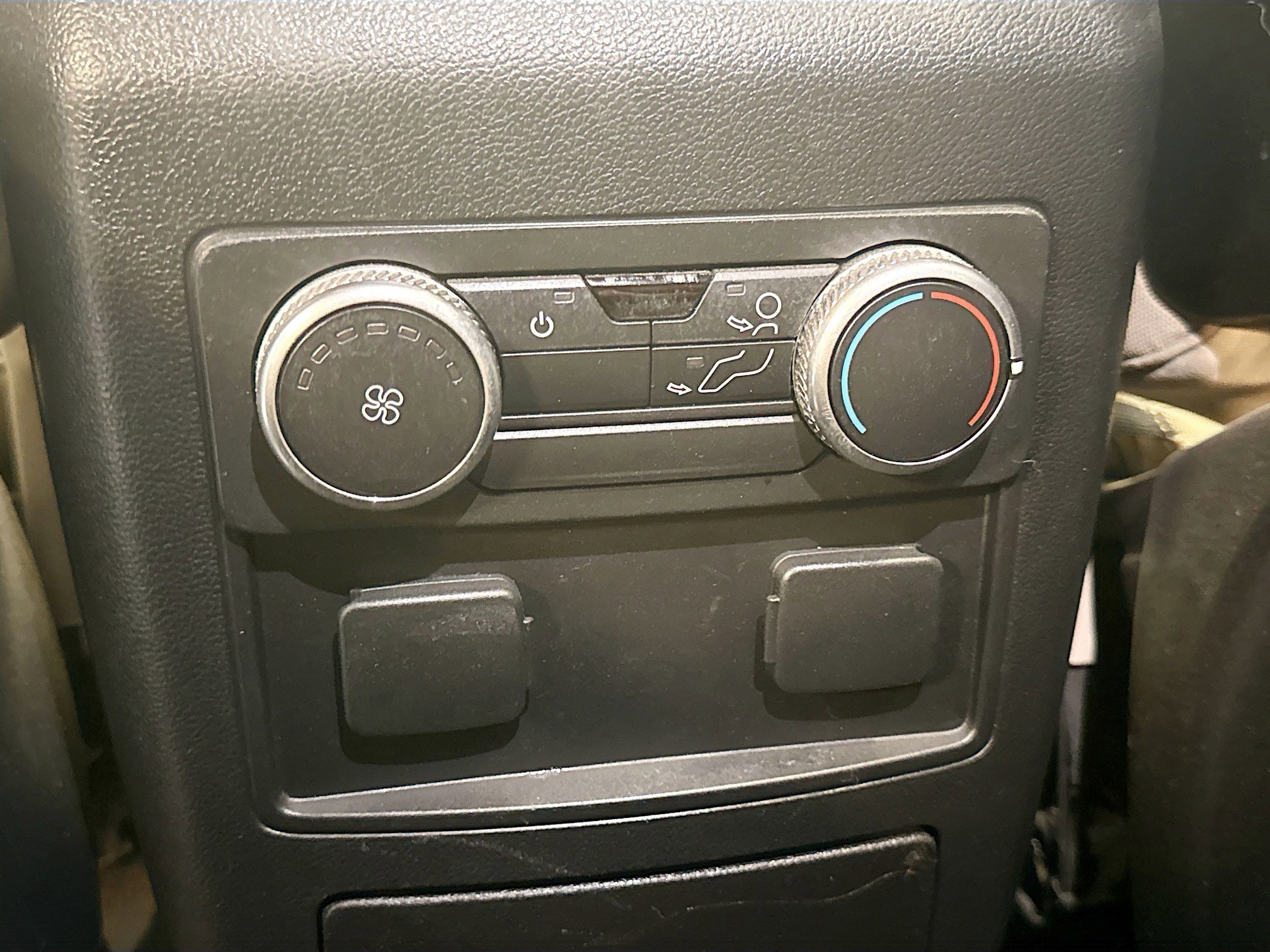 Used 2020 Ford Explorer 4WD image 26