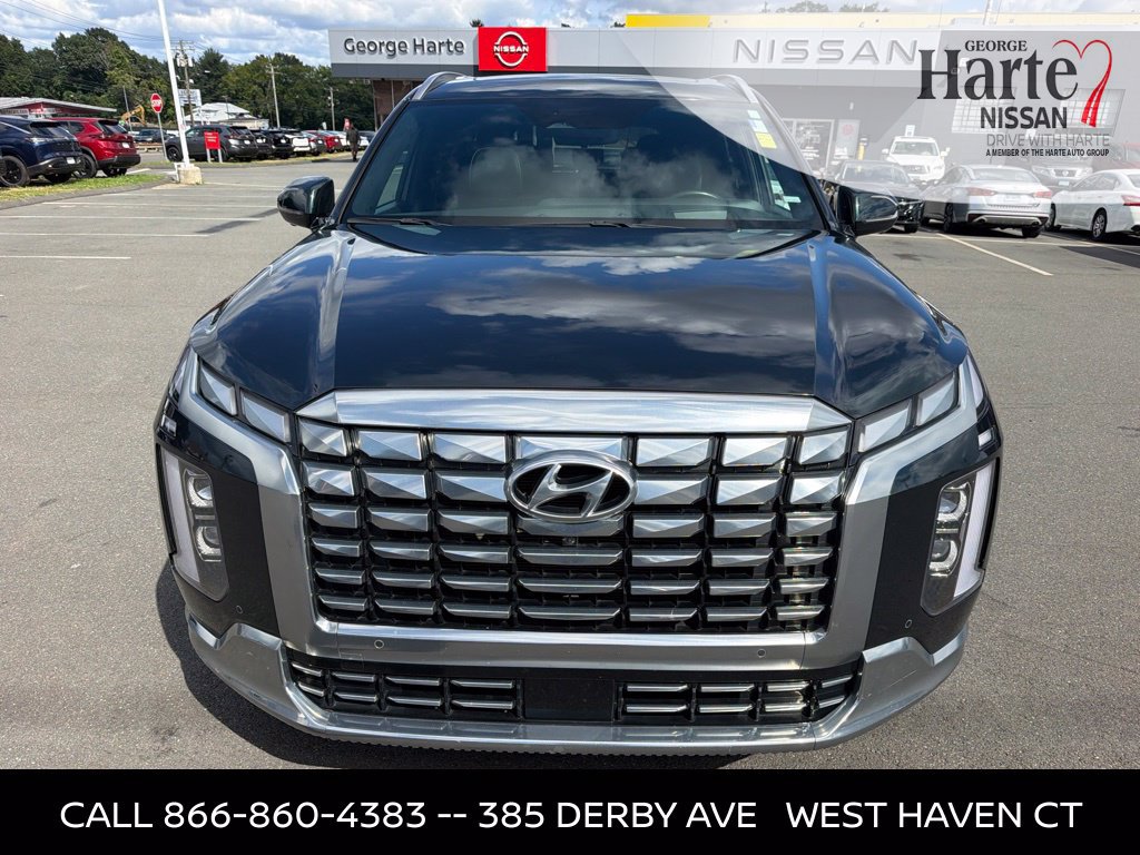 Used 2024 Hyundai Palisade Calligraphy AWD/4WD image 2