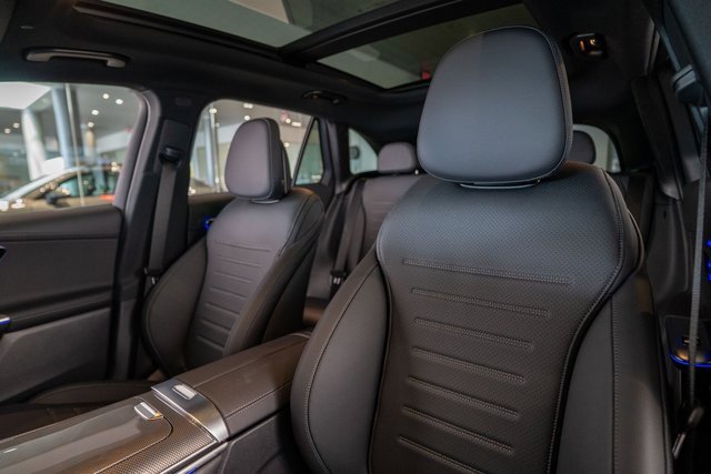 New 2025 Mercedes-Benz GLC 350e 4MATIC image 15