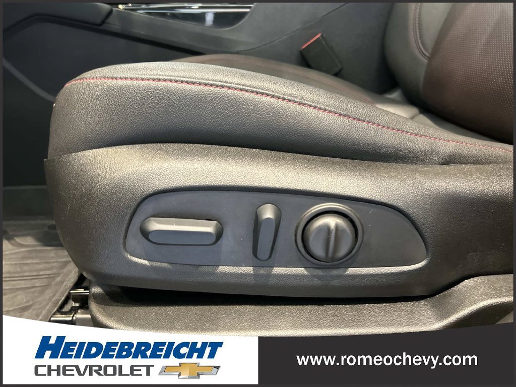 Used 2023 Chevrolet Blazer RS w/ Driver Confidence II Package AWD/4WD image 14