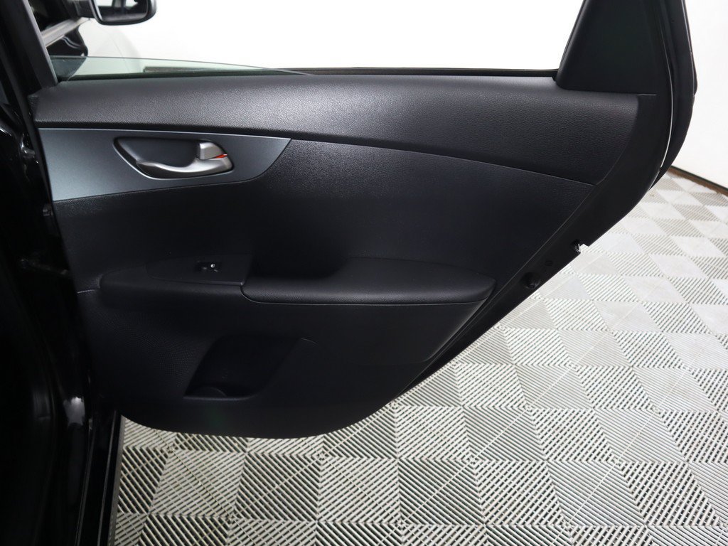Used 2020 Kia Forte LXS FWD image 22