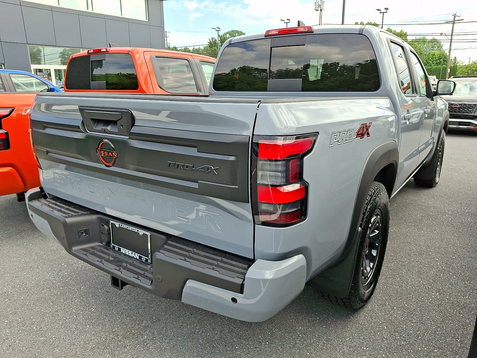New 2026 Nissan Frontier PRO-4X w/ Pro Premium Package AWD/4WD image 5