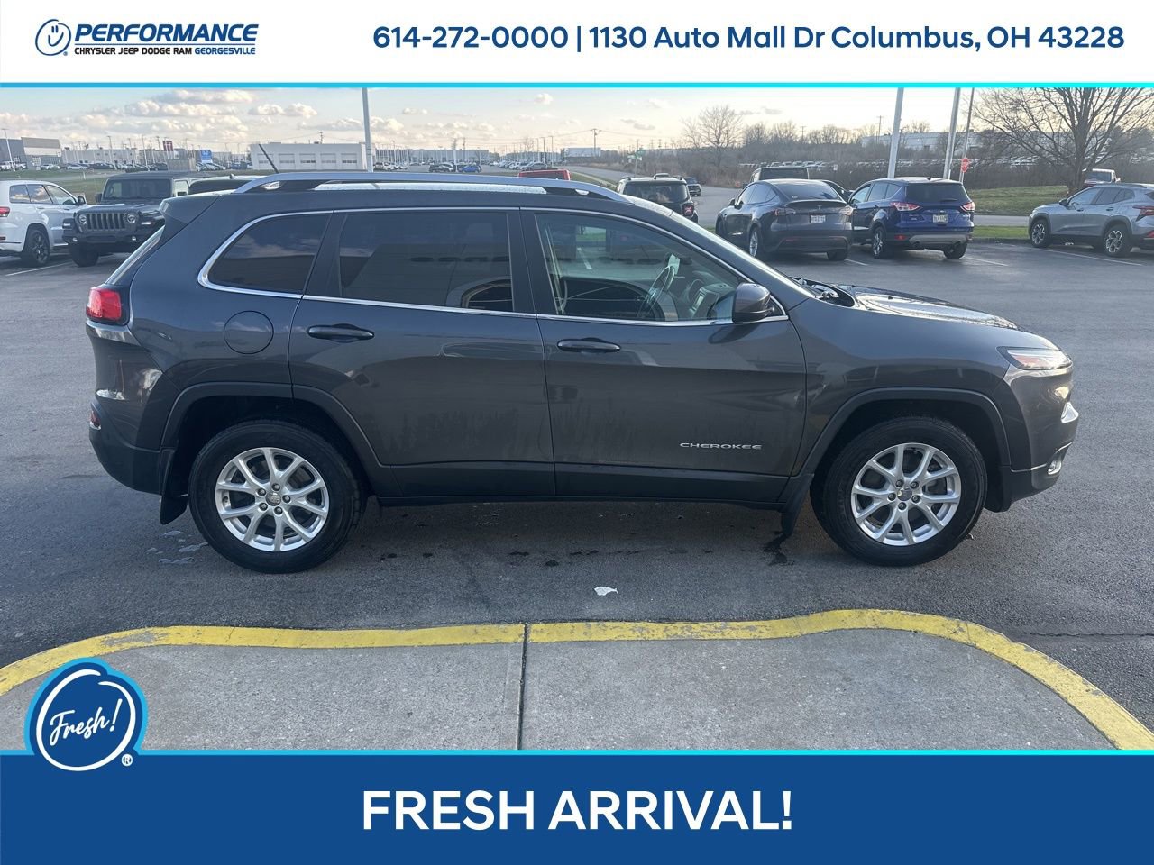 Used 2016 Jeep Cherokee Latitude w/ Cold Weather Group image 3