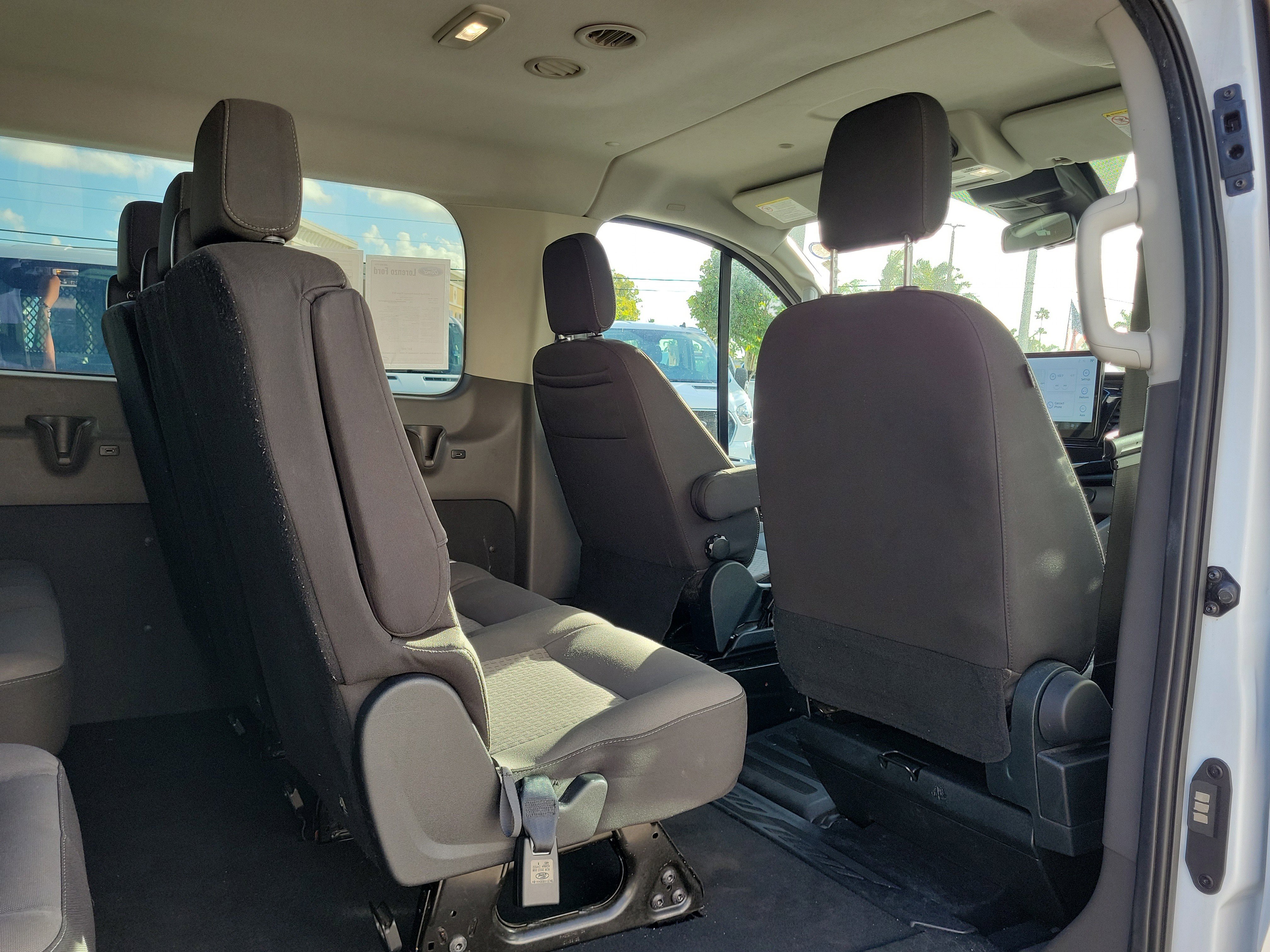 Used 2023 Ford Transit 350 XLT image 14