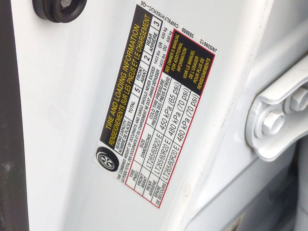 Used 2018 Nissan Titan Platinum Reserve w/ Platinum Utility Package image 28