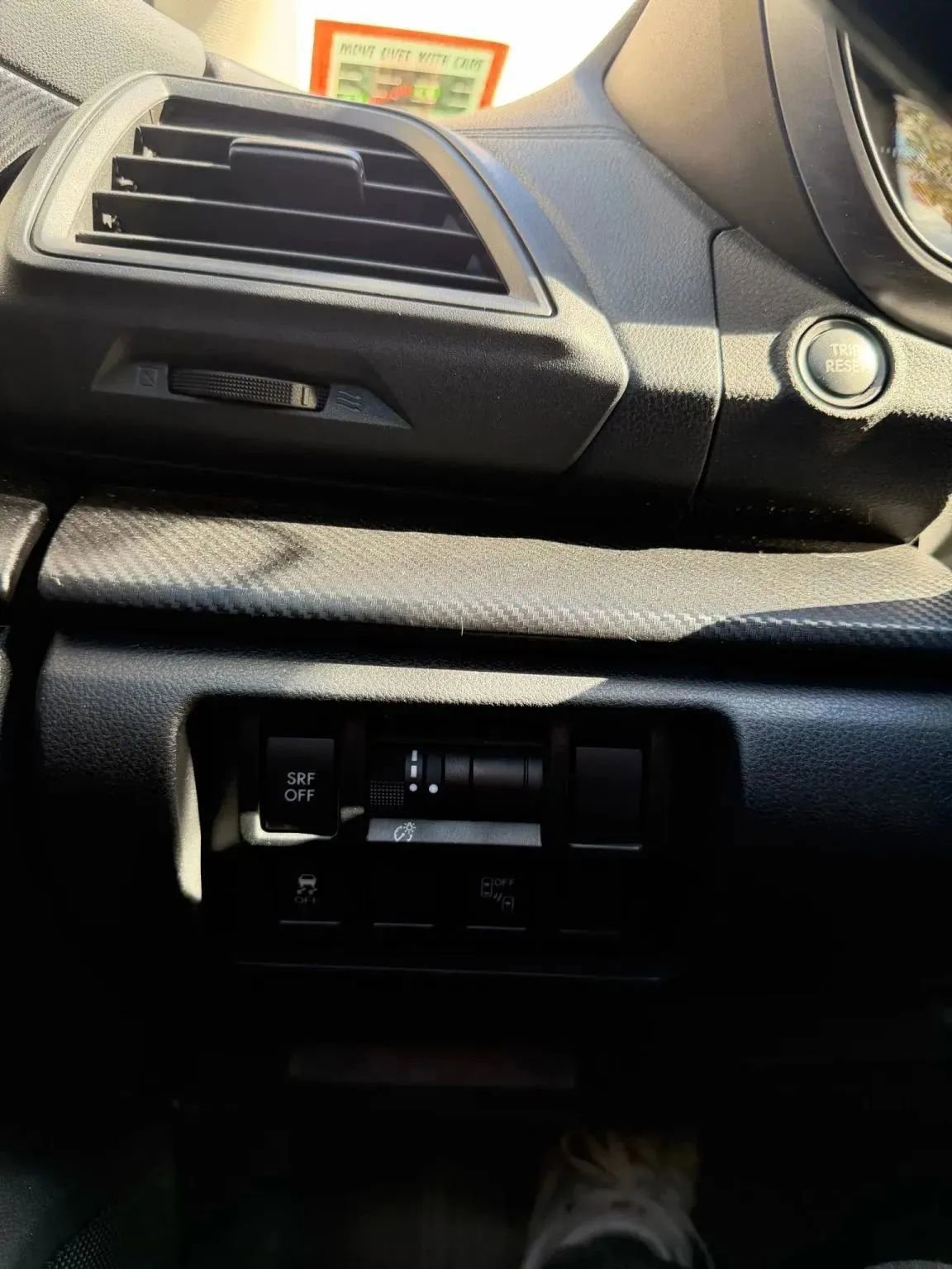 Used 2018 Subaru Crosstrek 2.0i Premium w/ Eyesight System image 21