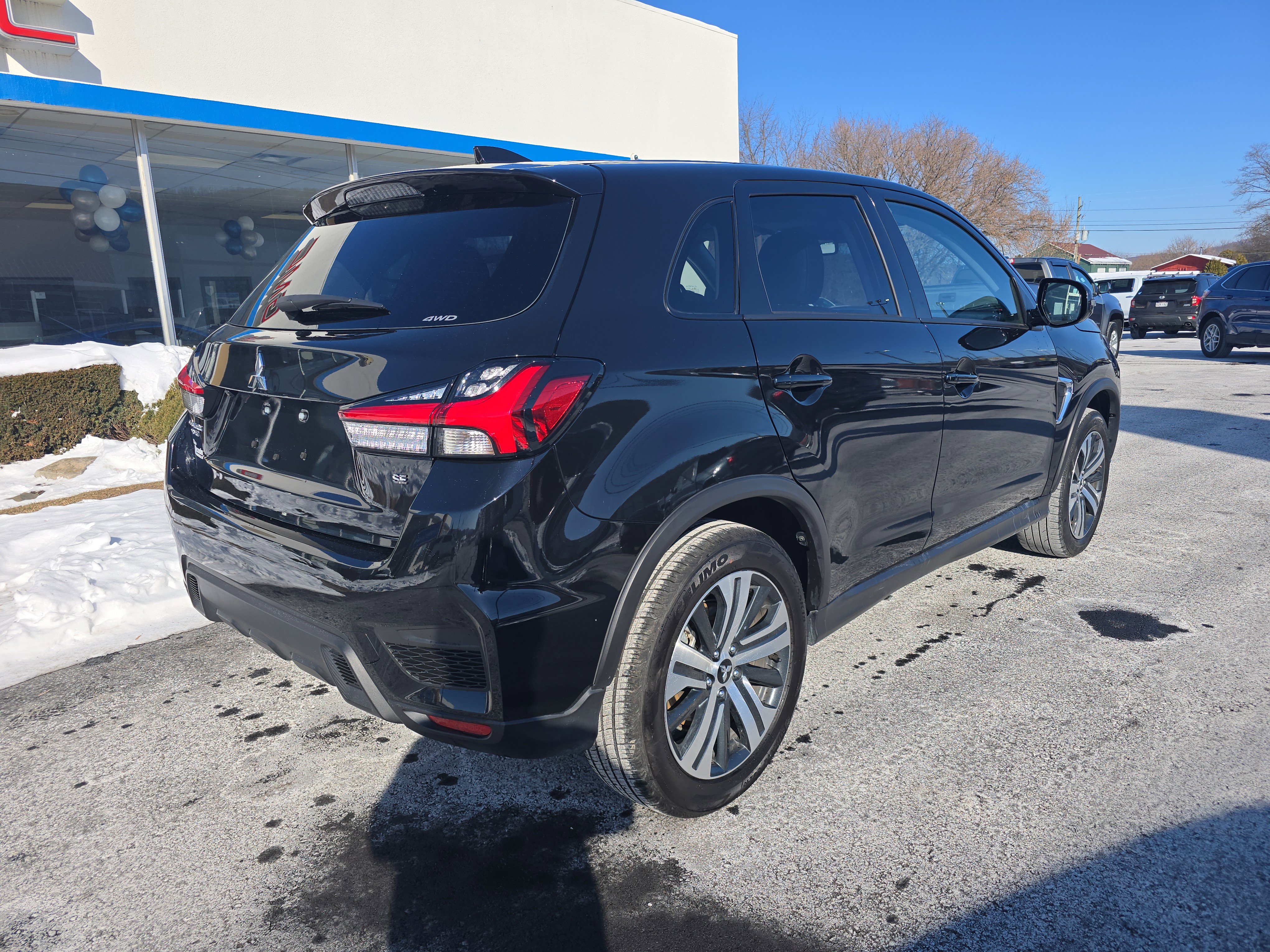 Used 2025 Mitsubishi Outlander Sport SE video 3