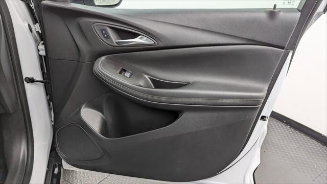 Used 2024 Buick Encore GX Sport Touring image 23