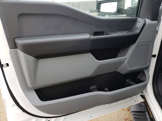New 2025 Ford F350 XL w/ XL Chrome Package image 16