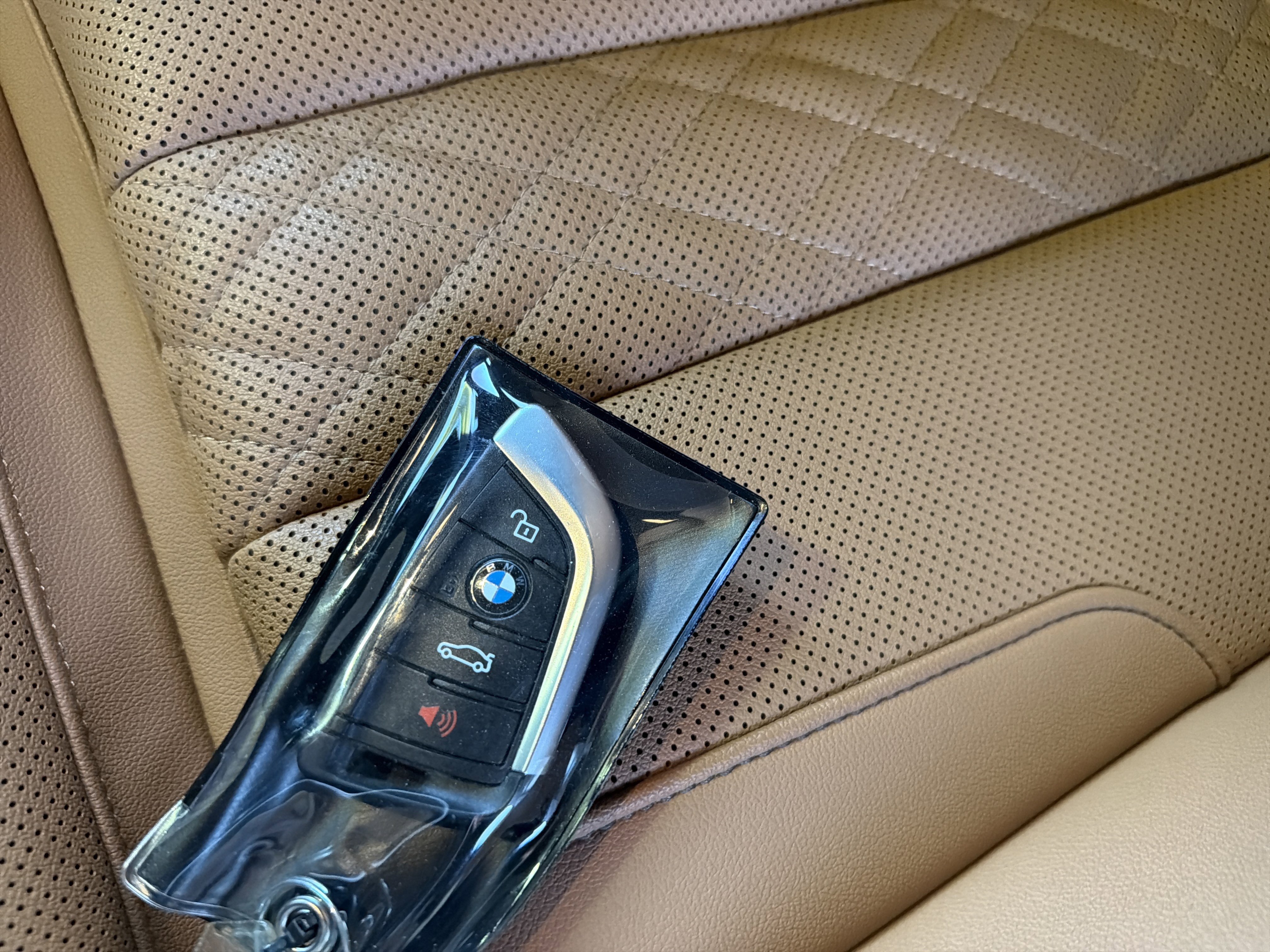 Certified 2023 BMW 540i w/ Premium Package image 64