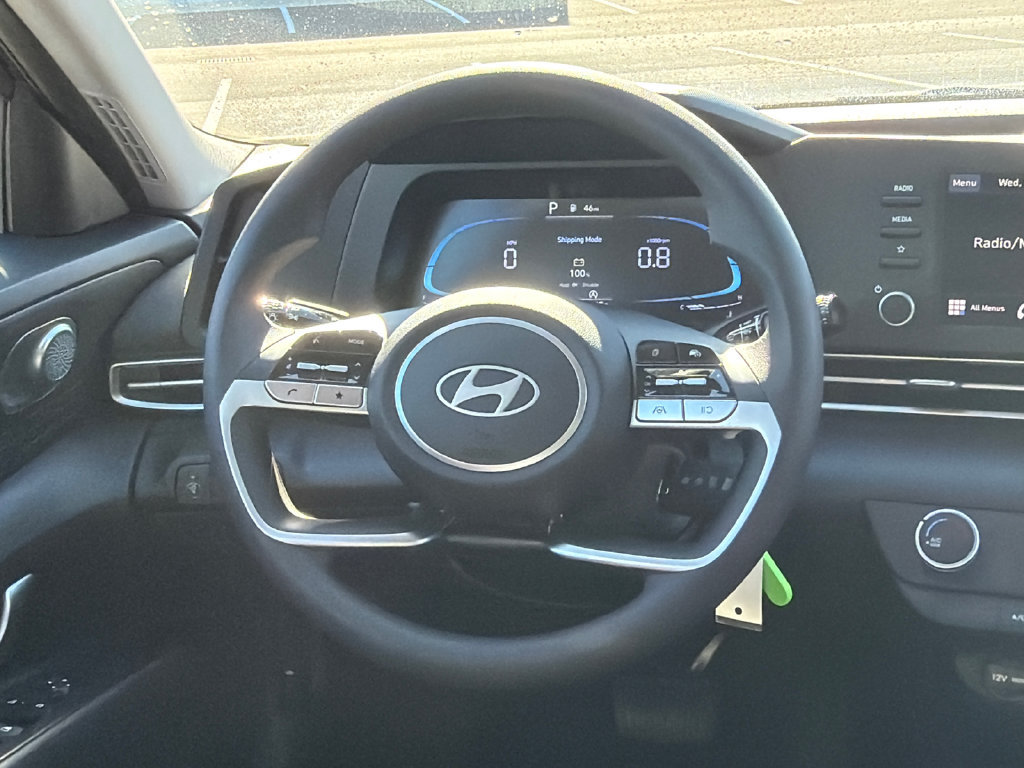 New 2026 Hyundai Elantra SE FWD image 24