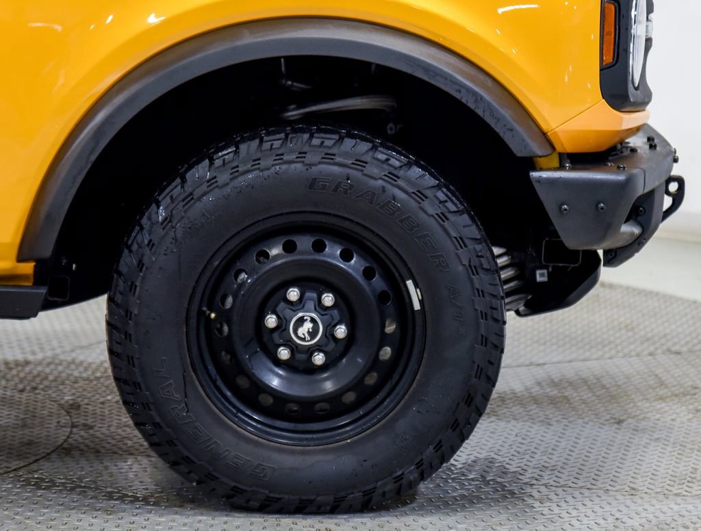 Used 2021 Ford Bronco Black Diamond image 15