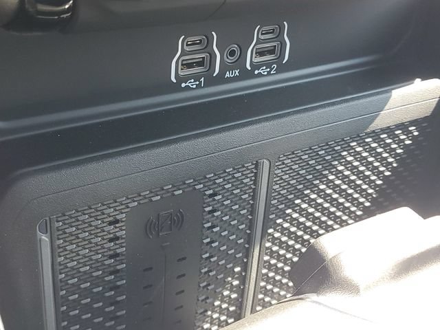 New 2026 RAM 1500 Laramie w/ Sport Appearance Package AWD/4WD image 30