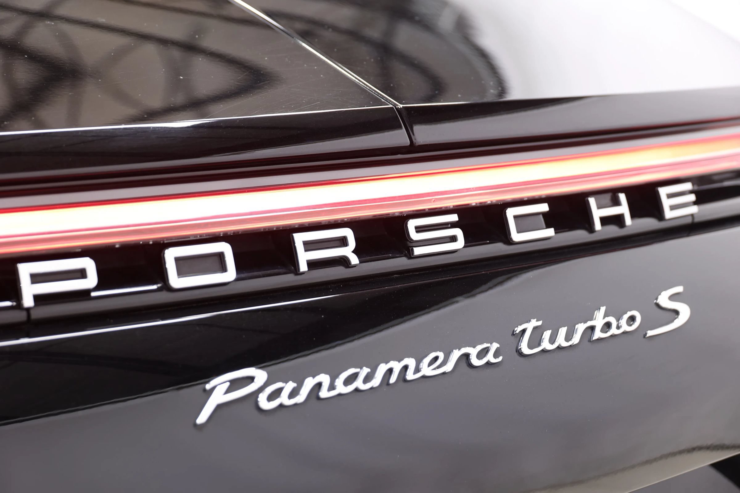Used 2021 Porsche Panamera Turbo S w/ Assistance Package AWD/4WD image 79