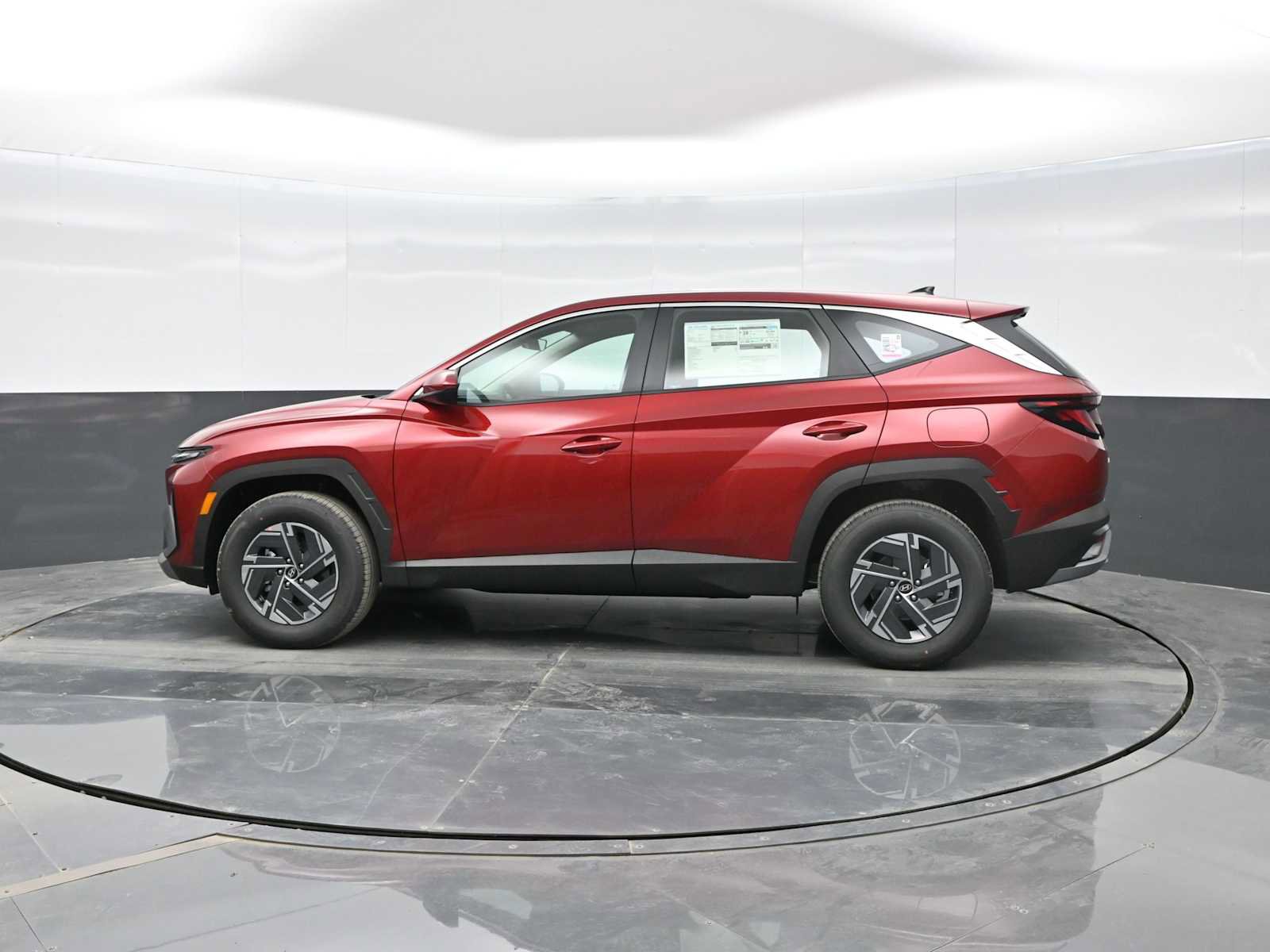 New 2026 Hyundai Tucson Blue SE image 5